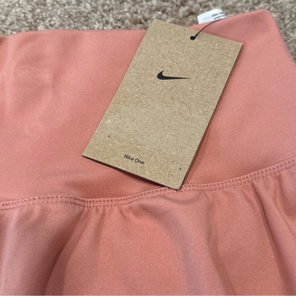 Women’s Nike One Athletic Skirt Skort Pink IH8614-685 - Picture 3 of 8